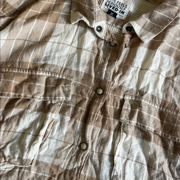 American Eagle Outfitters This Feels Seriously Lived In Fall Plaid Flannel - Picture 12 of 13